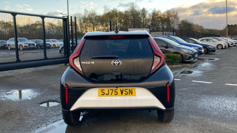 Toyota Aygo X 1.0 VVT-i Edge 5dr Petrol Hatchback